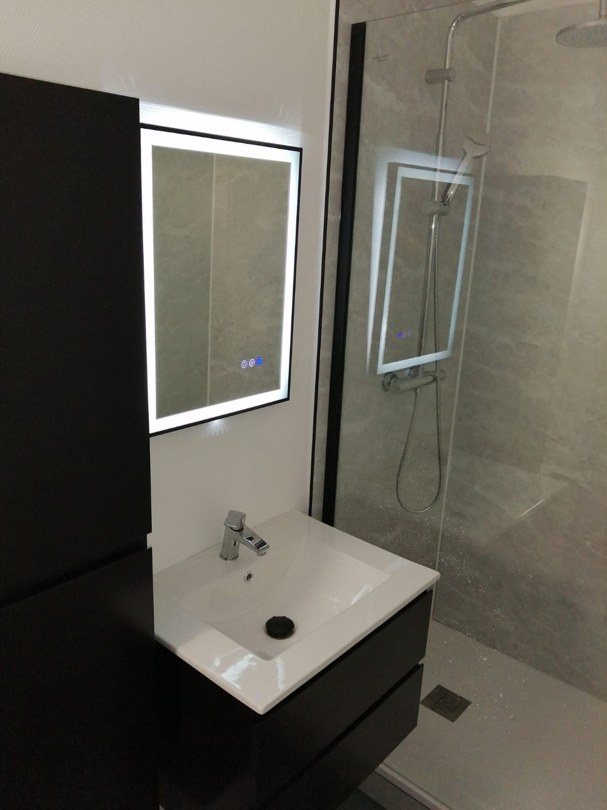 Salle de bain à Rennes après rénovation - vue 2